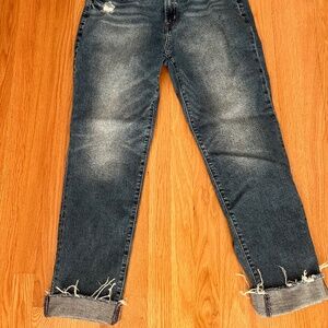 GAP Girlfriend mid-rise